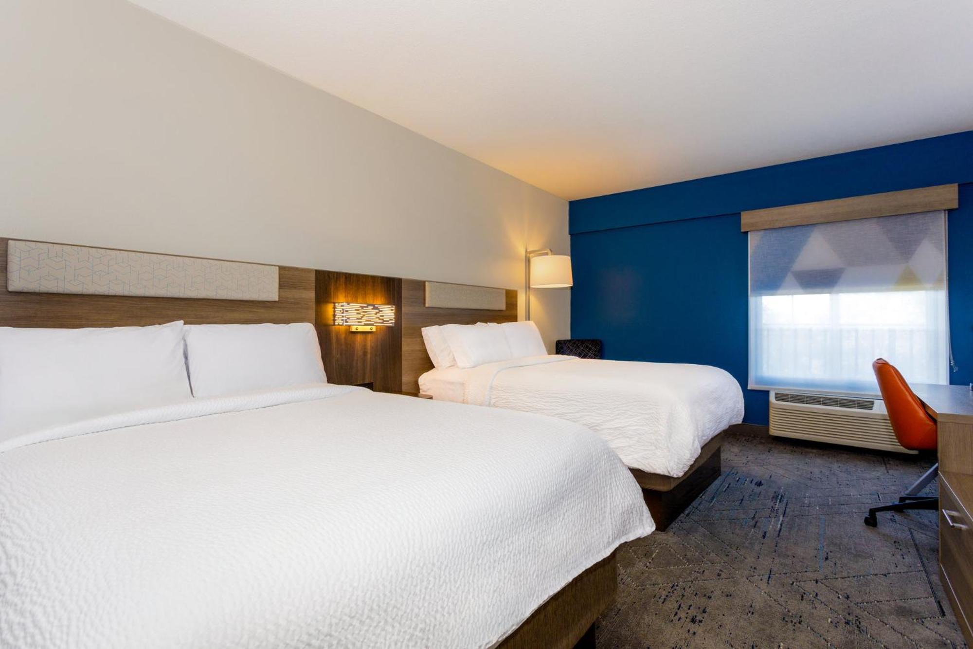Express Tampa North Telecom Park By Ihg