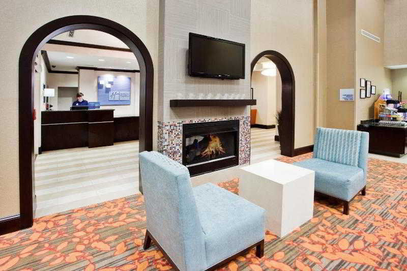 Express Tampa North Telecom Park By Ihg Temple Terrace